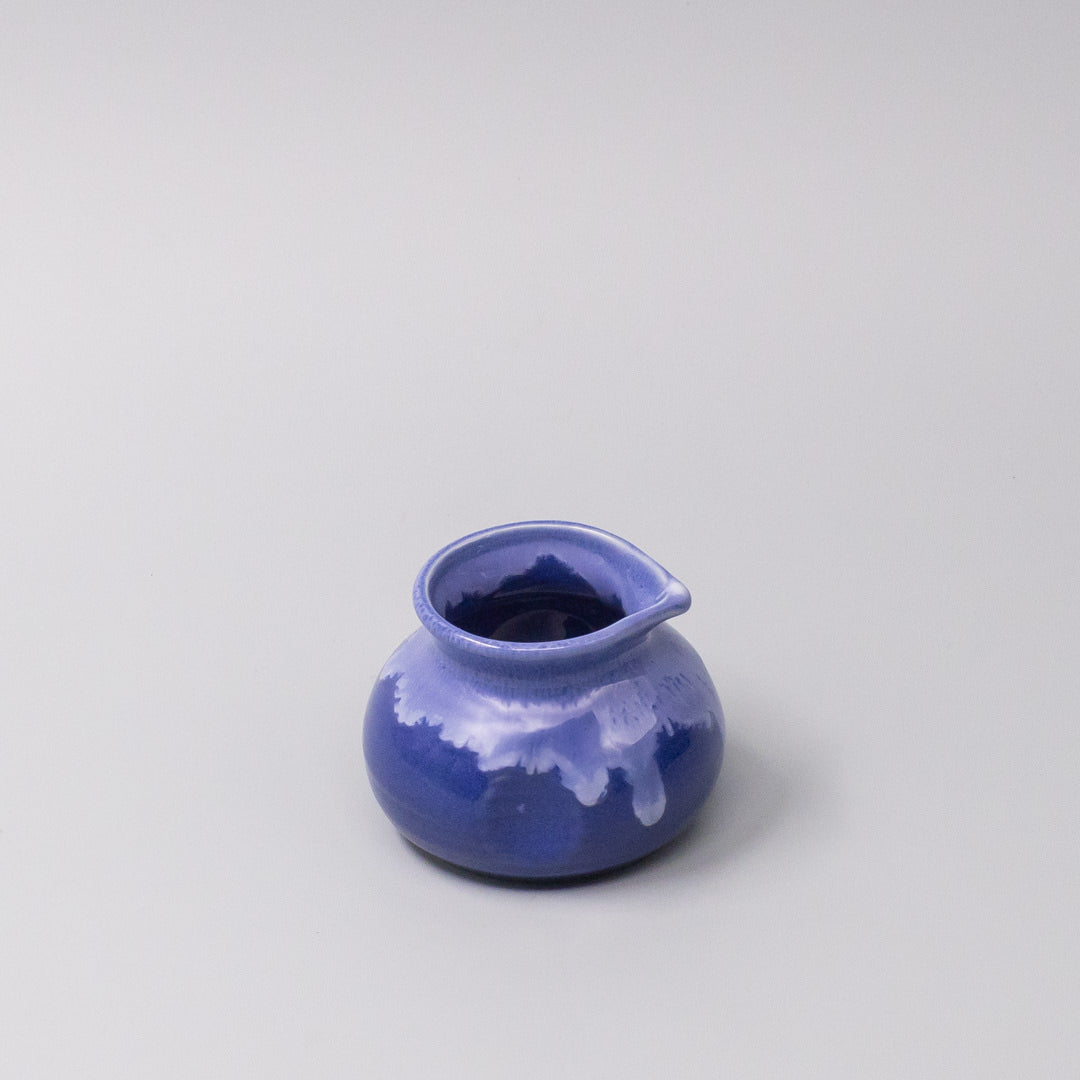 Pourer 120ml Cornflower Blue white Drip - Image 1