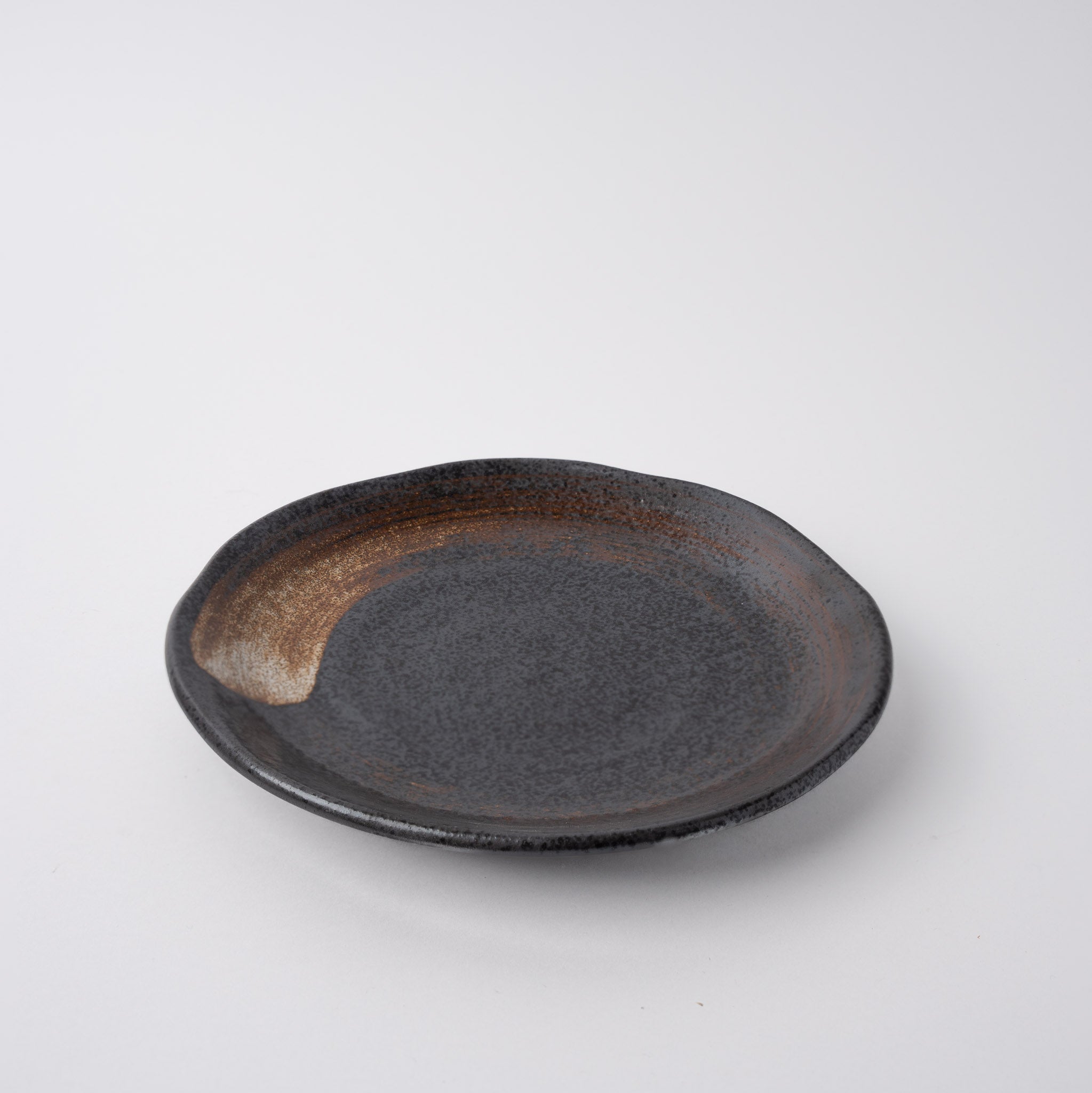 Plate Flat 18cm Brushstroke Black Glaze - Image 1