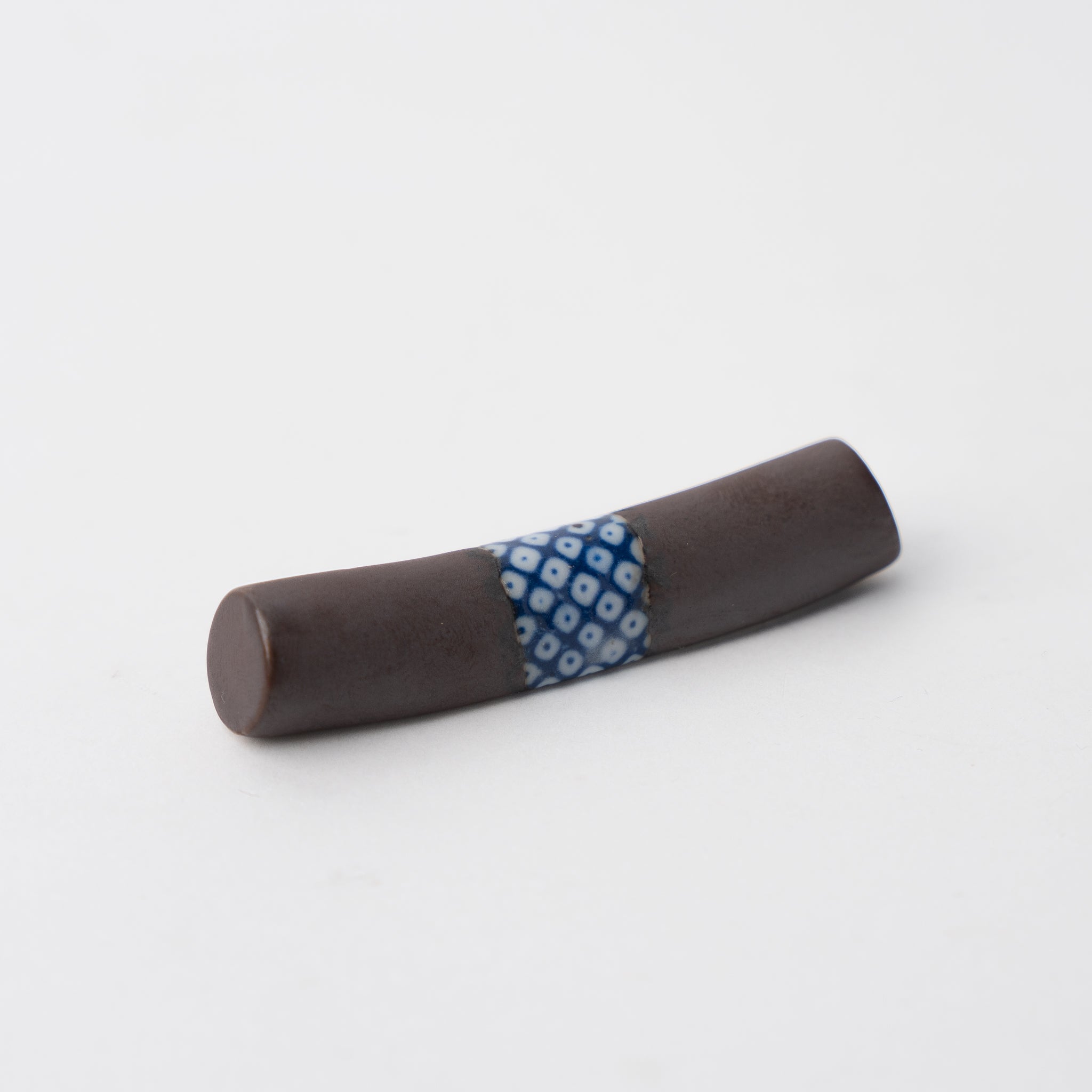Chopstick Rest Cylinder Shibori Black - Image 1