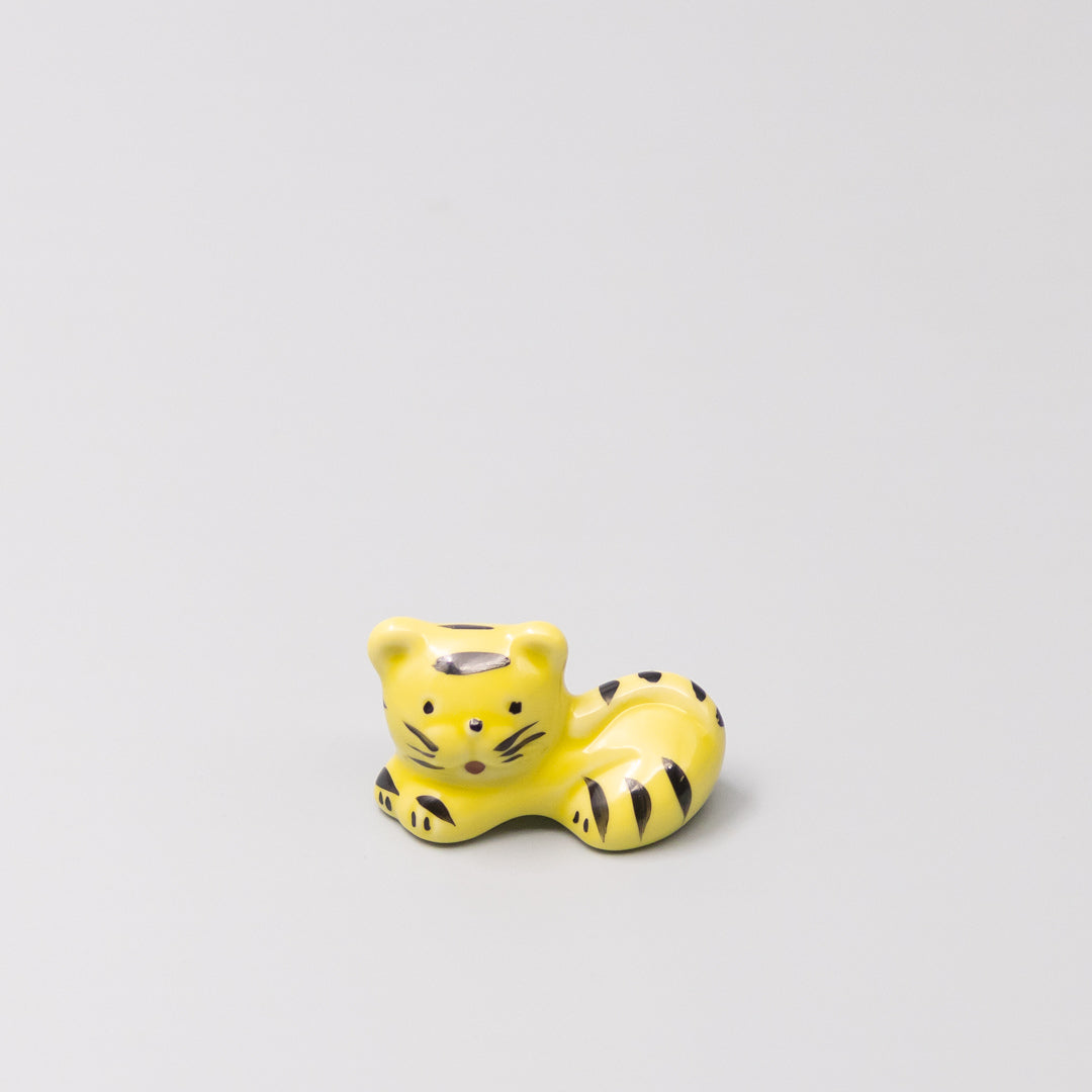 Chopstick Rest Yellow Tiger - Image 1