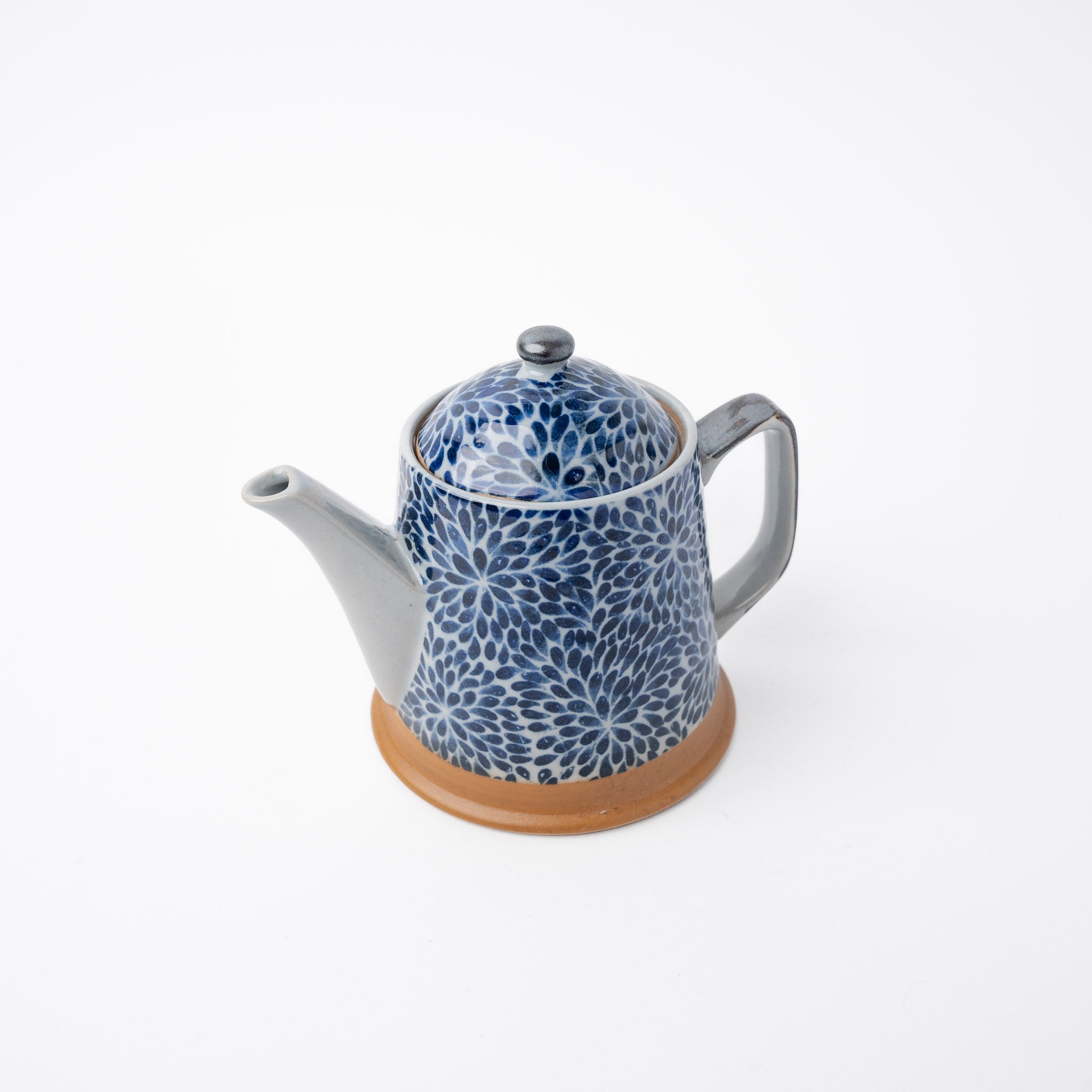 Teapot 400ml Chrysanthemum Design - Image 1