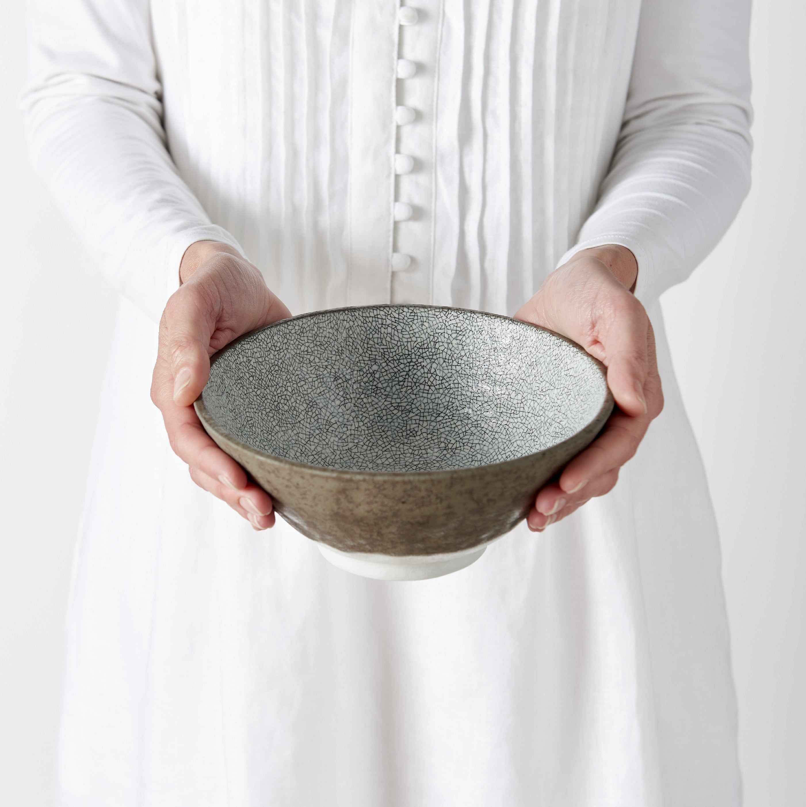 Udon Bowl 19.5cm Crazed Grey - Image 4