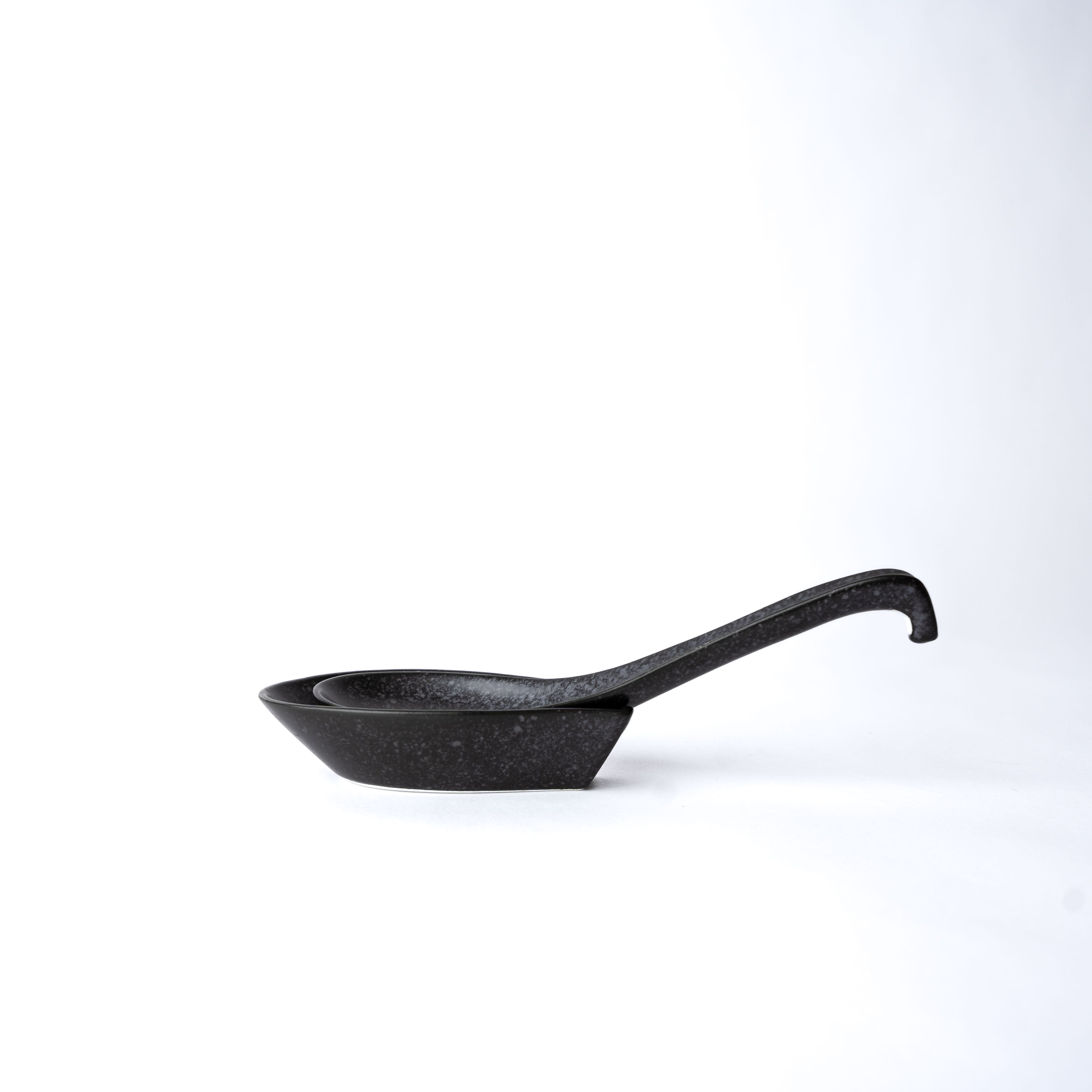 Spoon Rest Ramen Kanso Matte Black Glaze - Image 1