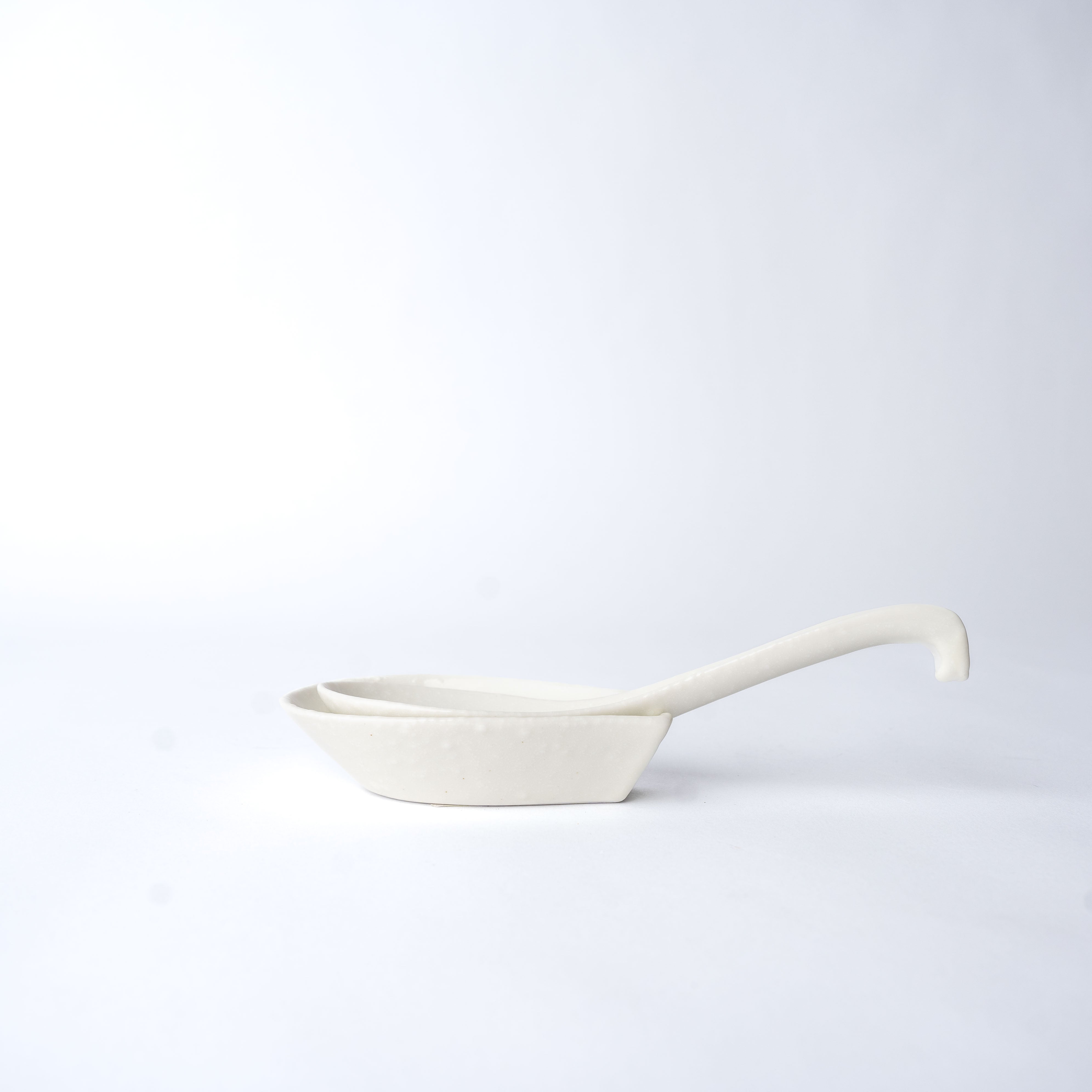 Spoon Rest Ramen Kanso Soft White Glaze - Image 1