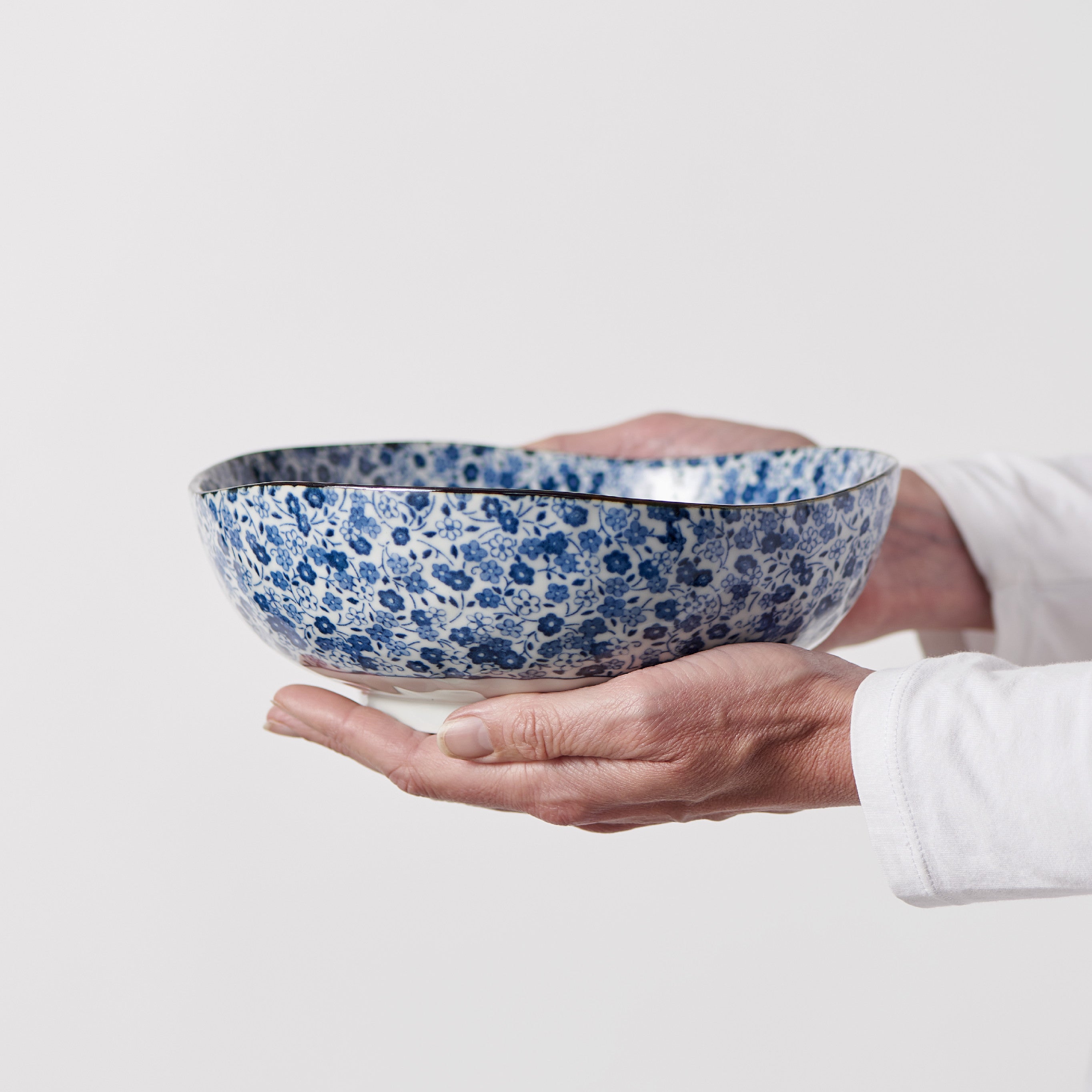 Bowl Organic 16.5cm Blue Daisy Glaze - Image 3