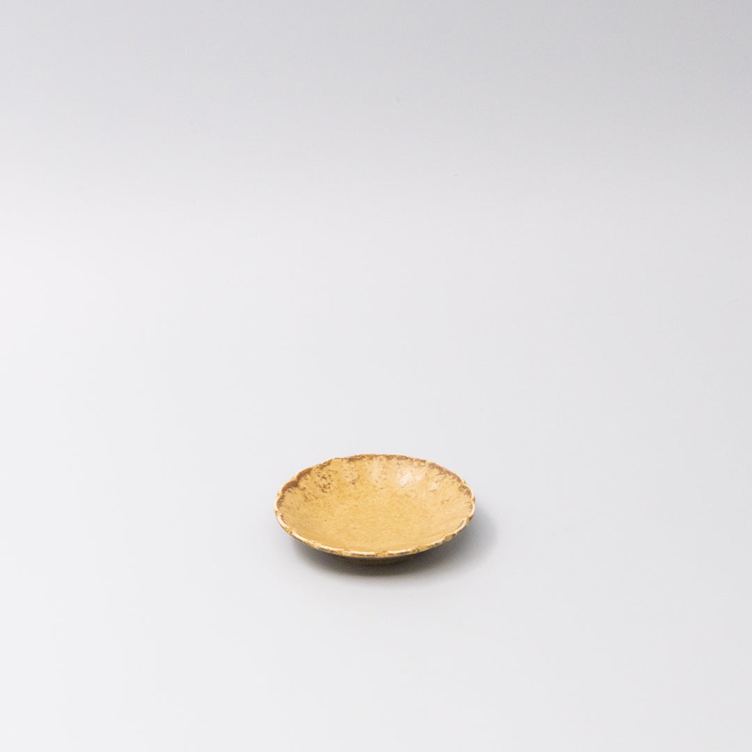 Sauce Dish 8cm Scallop Ochre Fade Glaze - Image 1
