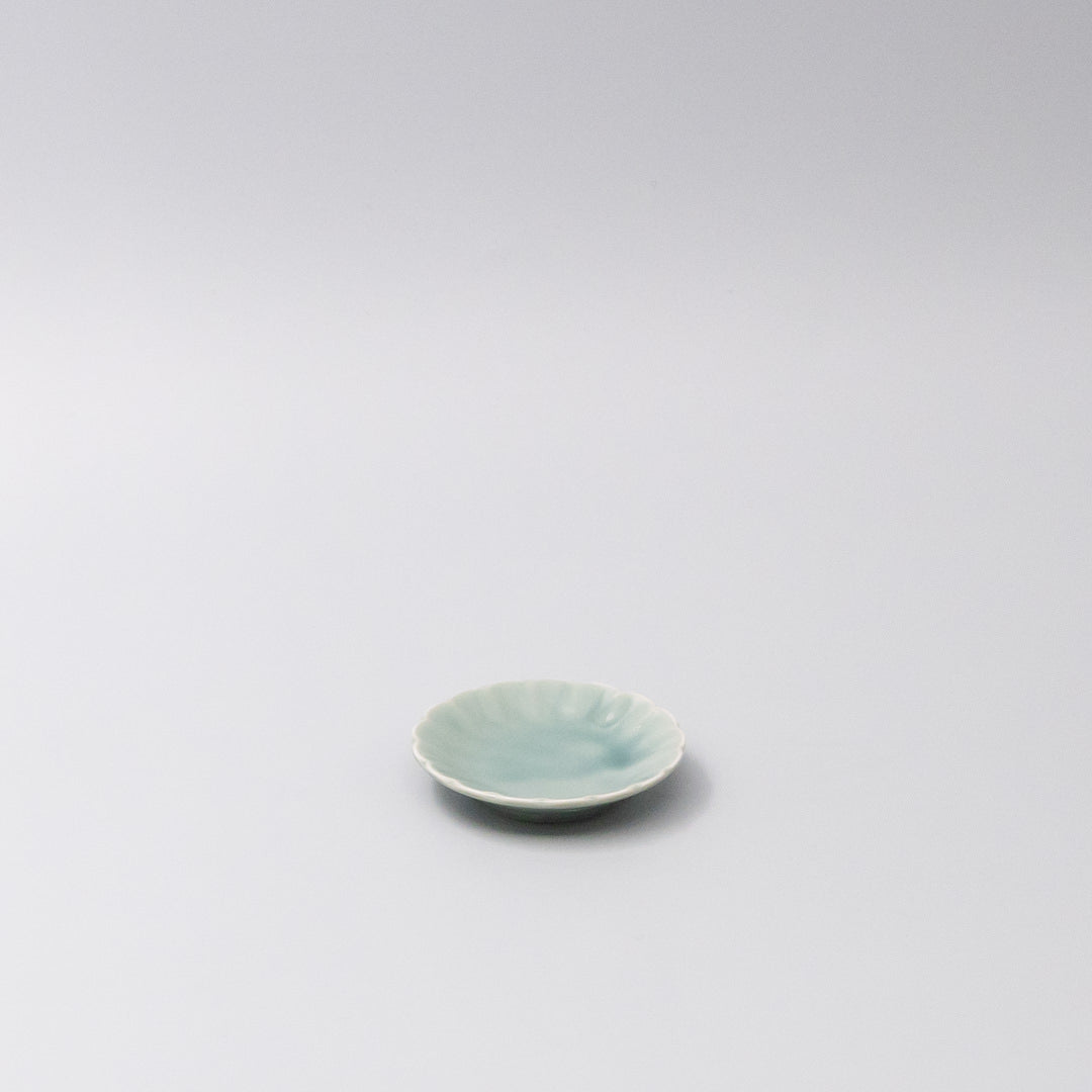 Sauce Dish 8cm Scallop Celadon Gloss Glaze - Image 1