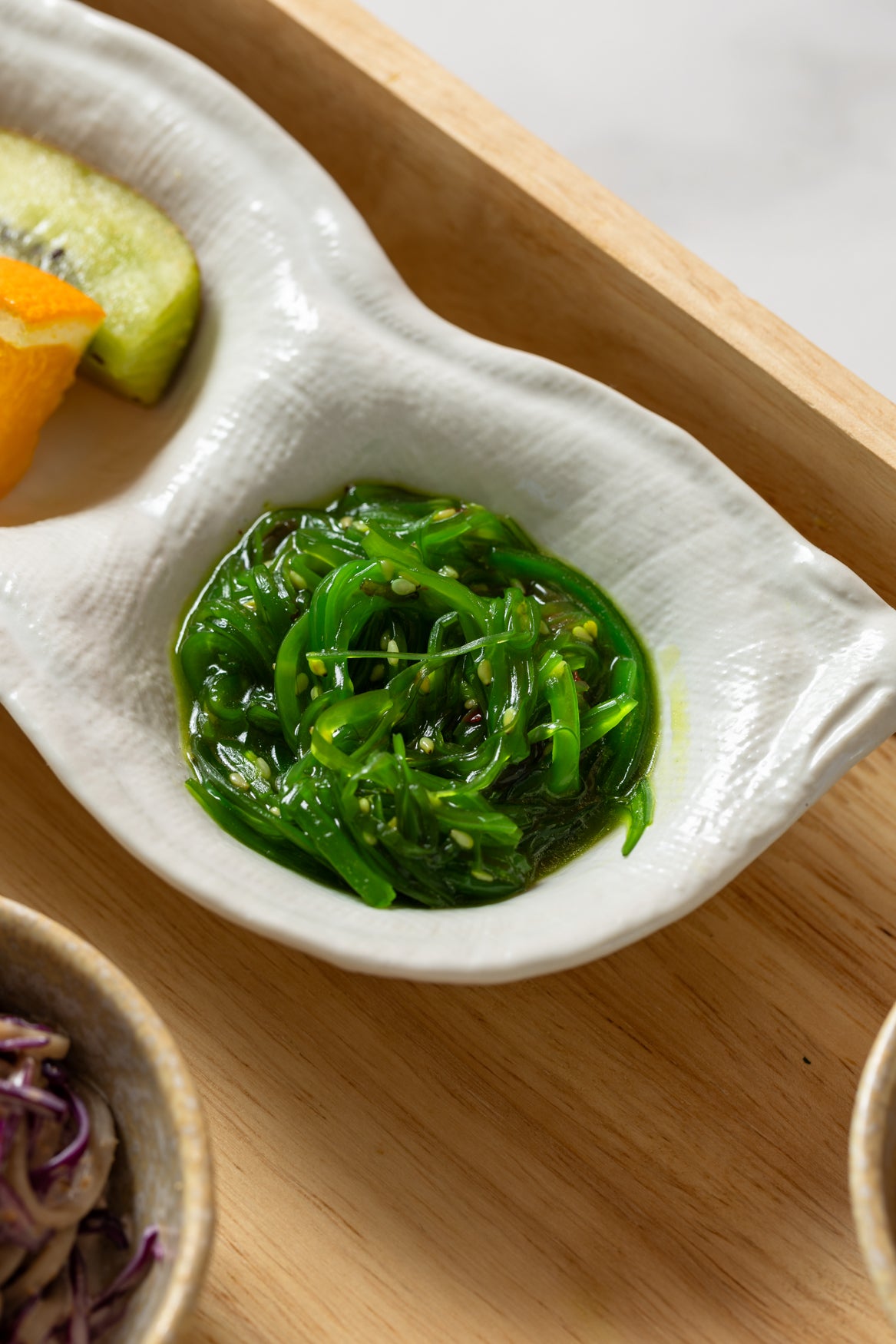 Edamame Triple Pod Dish 200ml Matte White Glaze - Image 4