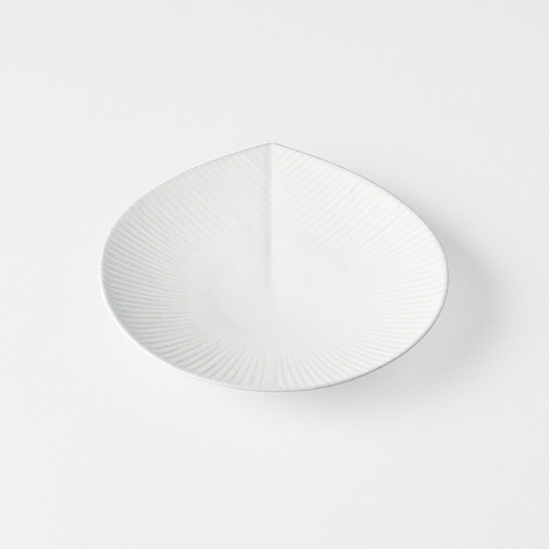 Plate 17.5cm Snow Leaf Glaze - Image 1