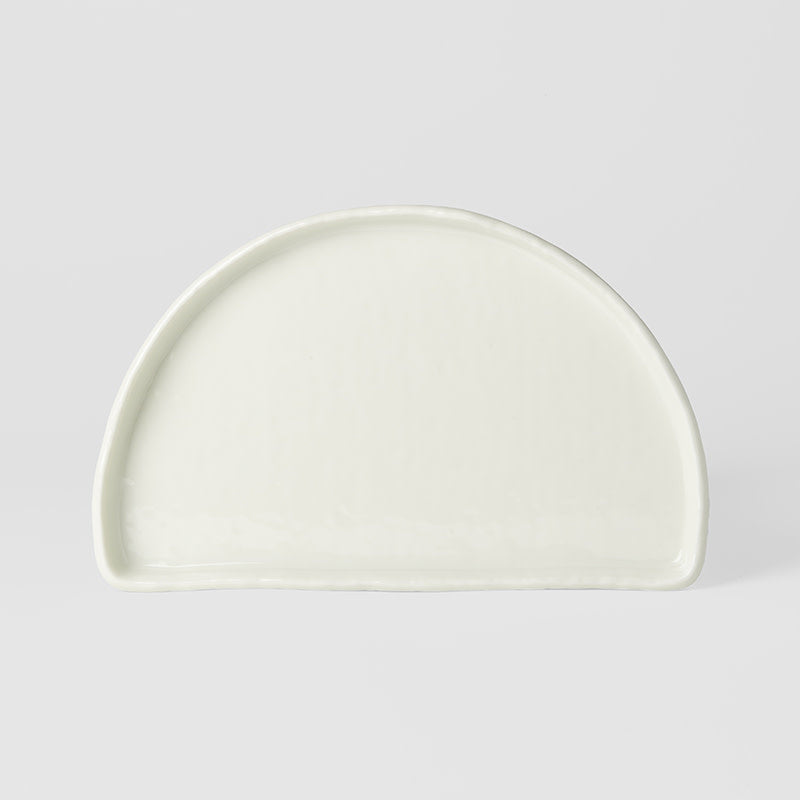 Half Moon Plate 21cm Ivory White Glaze - Image 1