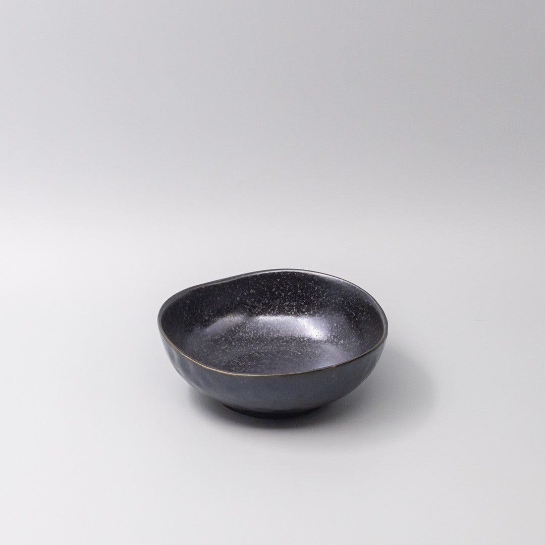 Bowl Organic Shape 17cm Kanso Matte Black Glaze - Image 1