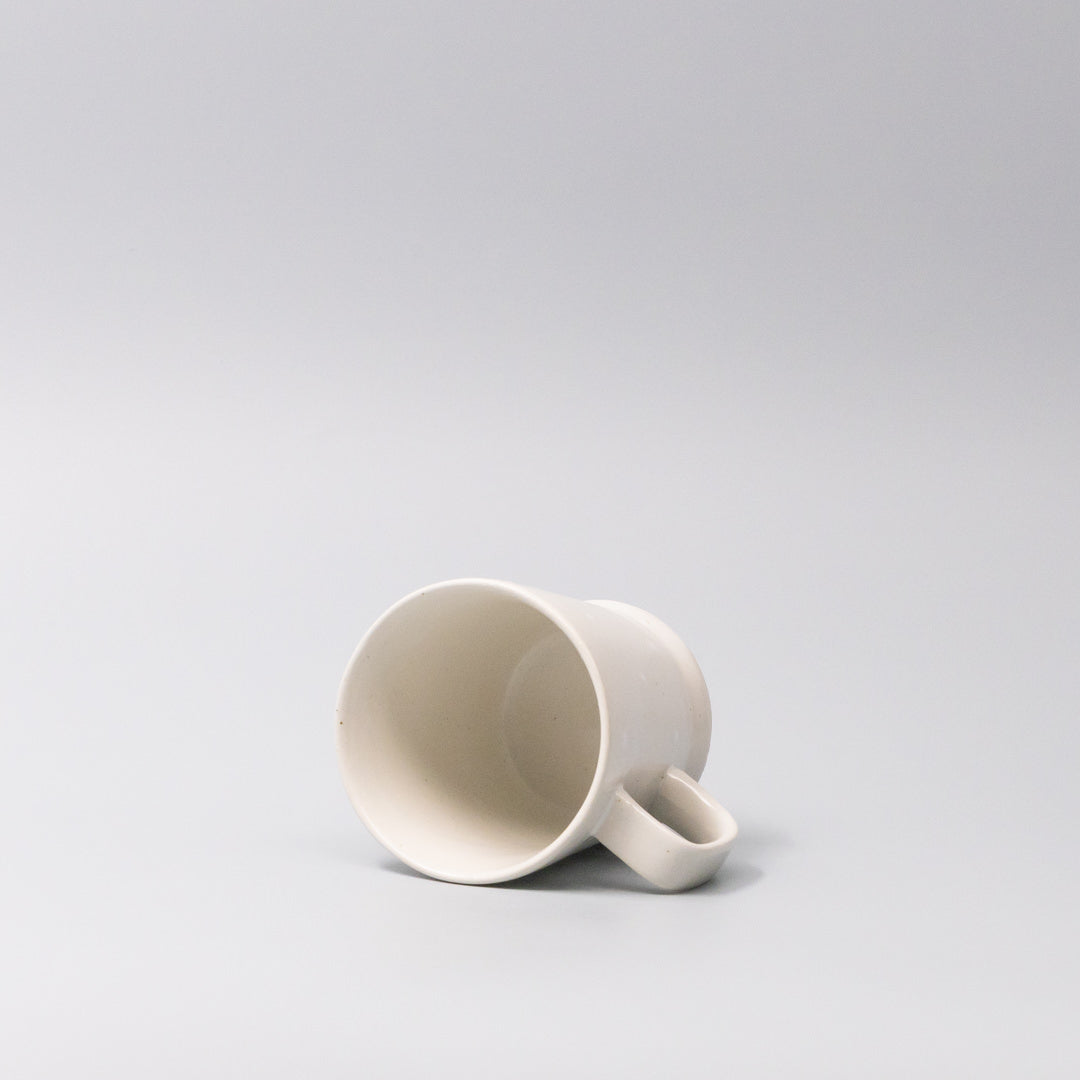 Mug 8.5cm White Dot Glaze - Image 3