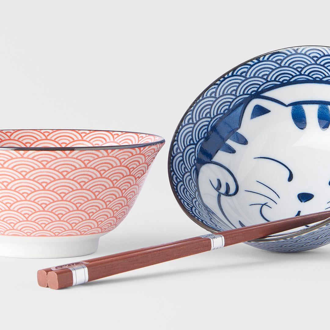 Bowl Set 2pcs with Chopsticks Red & Blue Cat Maneki Wave Design - Image 2