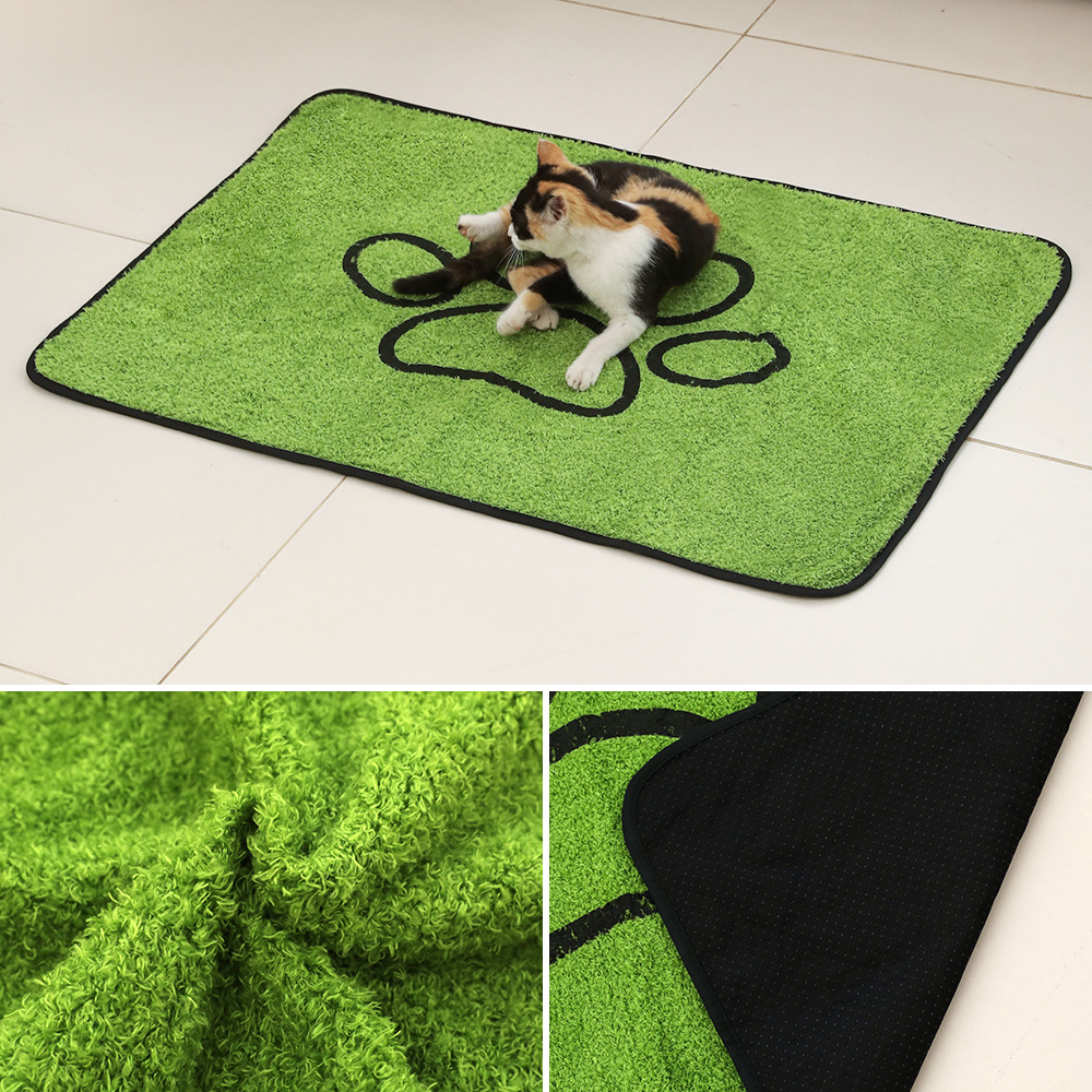 2 Pcs Artificial Grass Pet Mat – Soft, Fast-Drying & Non-Slip Sleeping Pad for Cats and Dogs(45*60cm) - Image 1