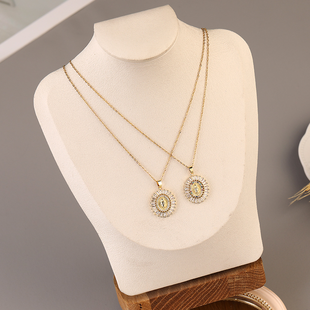 European & American Fashion Geometric Square Pendant Necklace Set – Rose Gold Plated Copper with Zirconia, 2-Piece Layered Lockbone Chain - Image 4