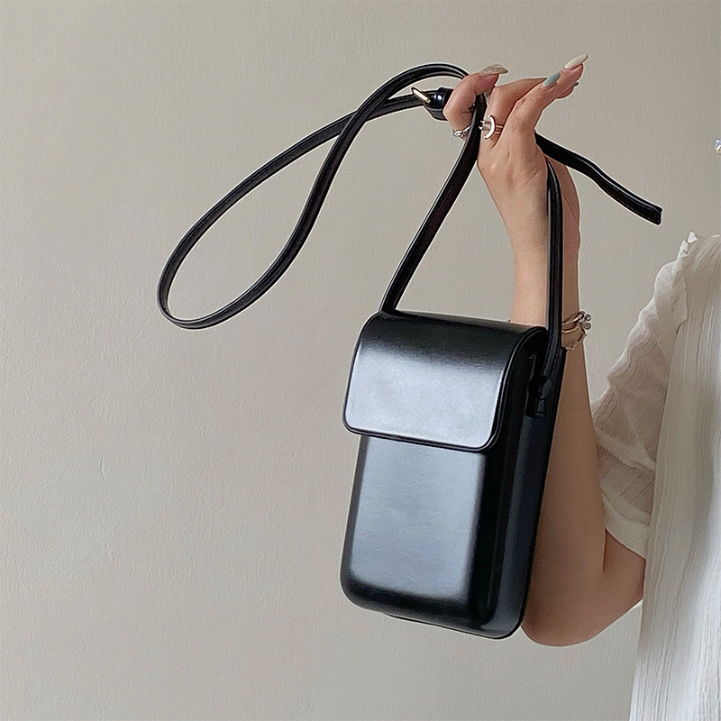 Black Stylish Women's Crossbody Phone Bag – Compact Vertical PU Leather Mini Shoulder Bag with Magnetic Closure (Adjustable Strap) - Image 1
