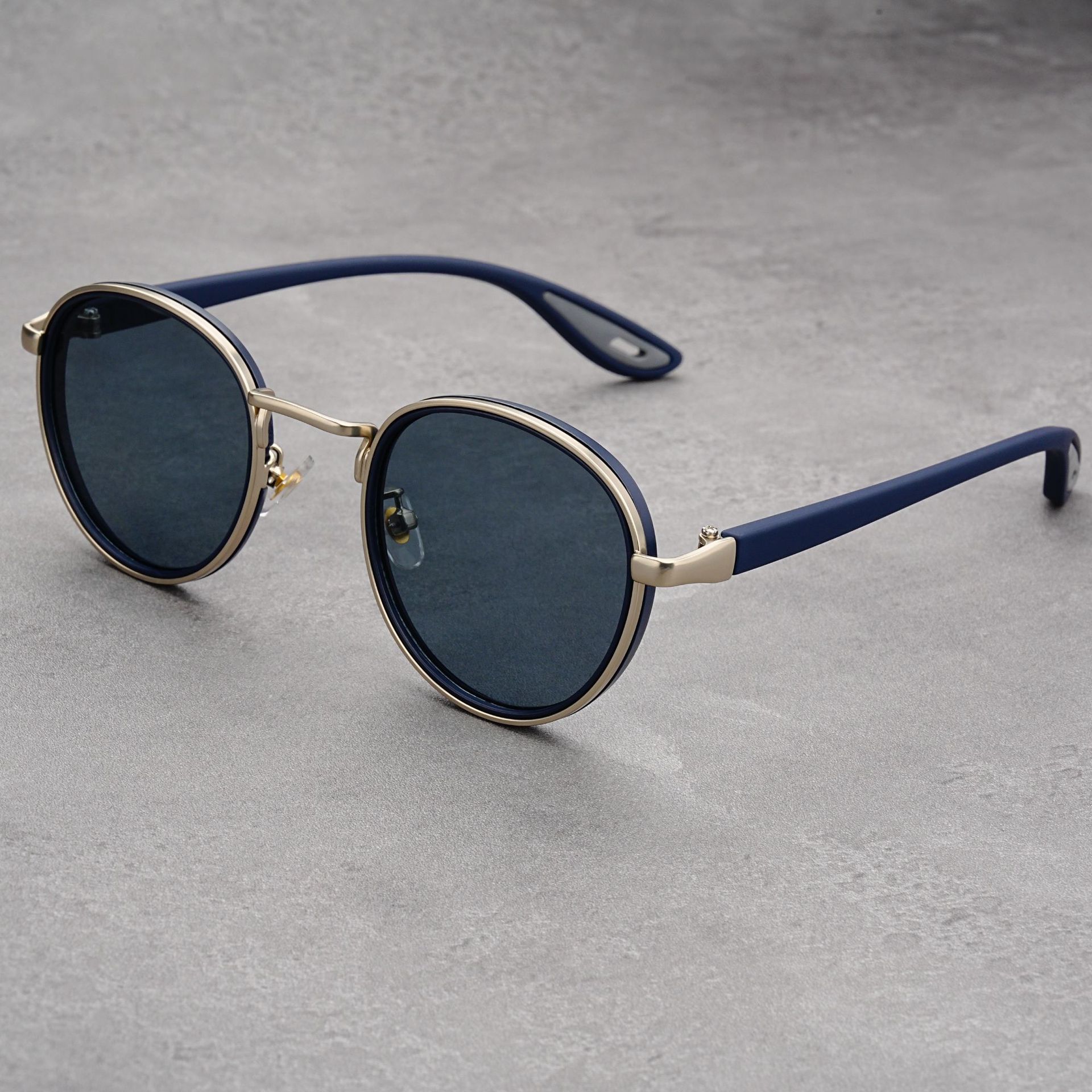Silver Frame With Blue Rim Retro Round Sunglasses Vintage Metal & PC Frame Casual Classic Style for Men and Women - Lightweight 137mm Width - Image 1