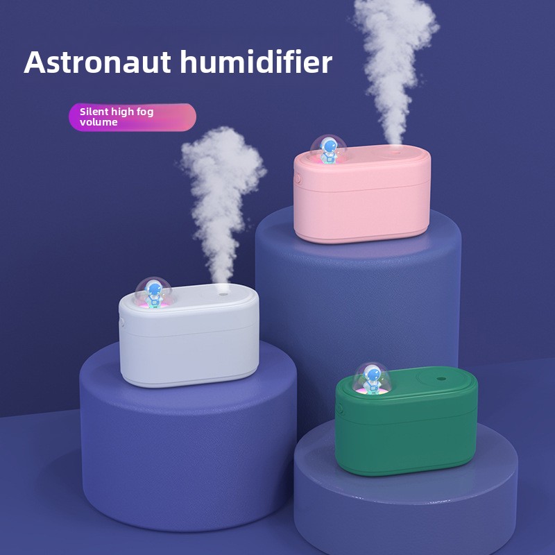 White Rechargeable Mini Astronaut Air Humidifier USB Desktop Cool Mist Humidifier with 7-Color LED Night Light for Bedroom and Office - Image 3