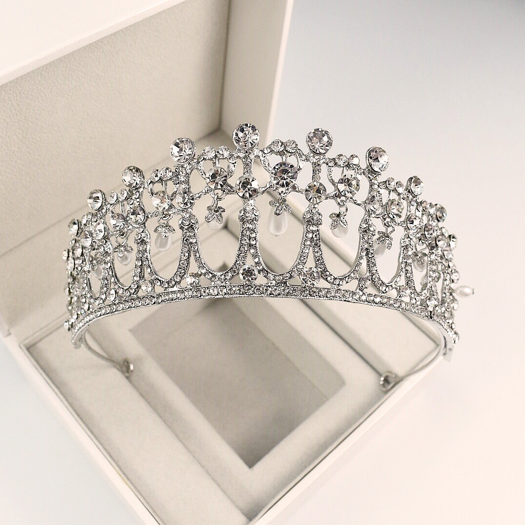 Exquisite Handmade Bridal Pearl and Rhinestone Crown - K9 White Crystal Princess Tiara for Weddings and Birthdays - Image 2