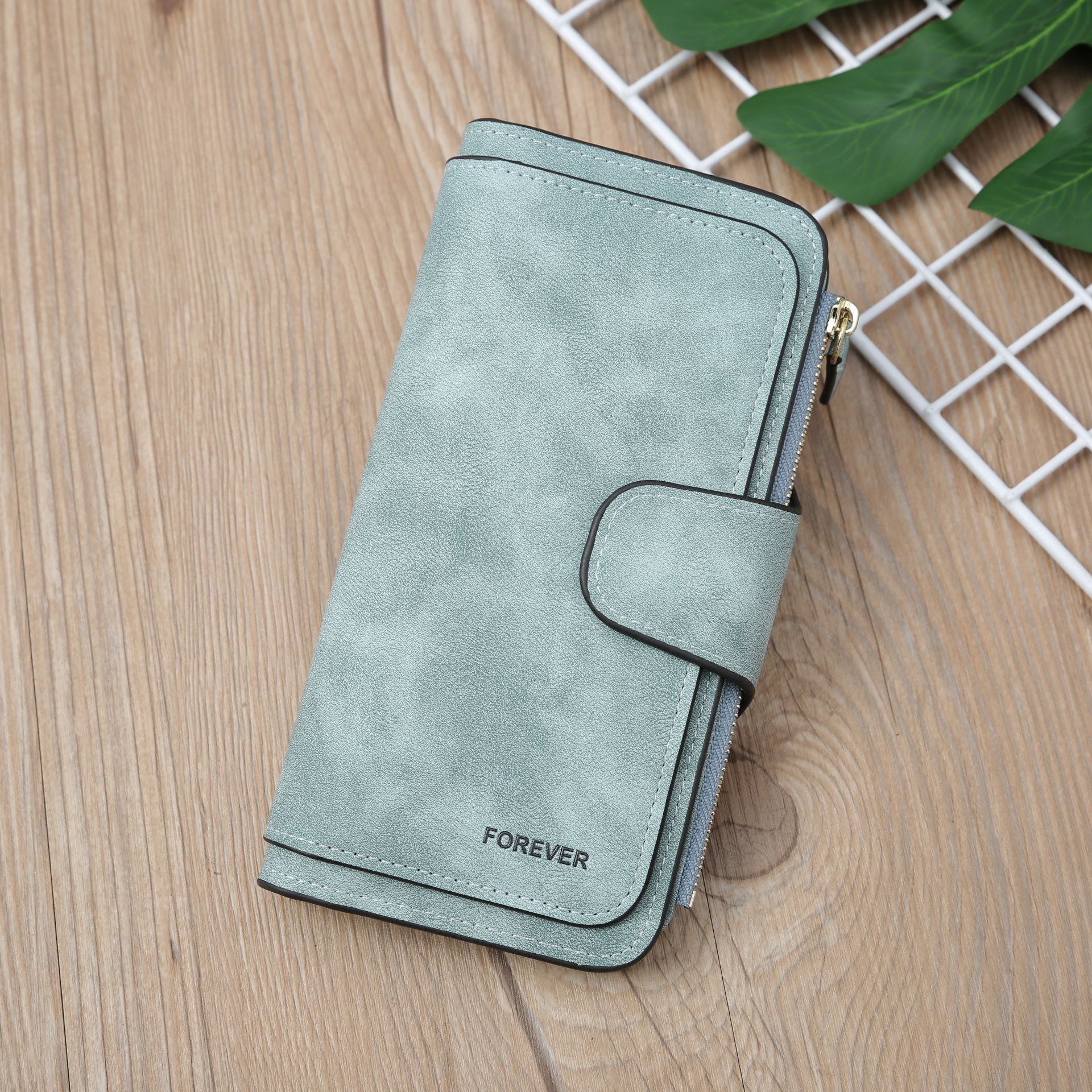 Green Large Capacity Long Wallet Frosted PU Leather Clutch Bag with 14 Card Slots and Zipper Compartment fits Smartphone for Everyday Use Australia - Image 1