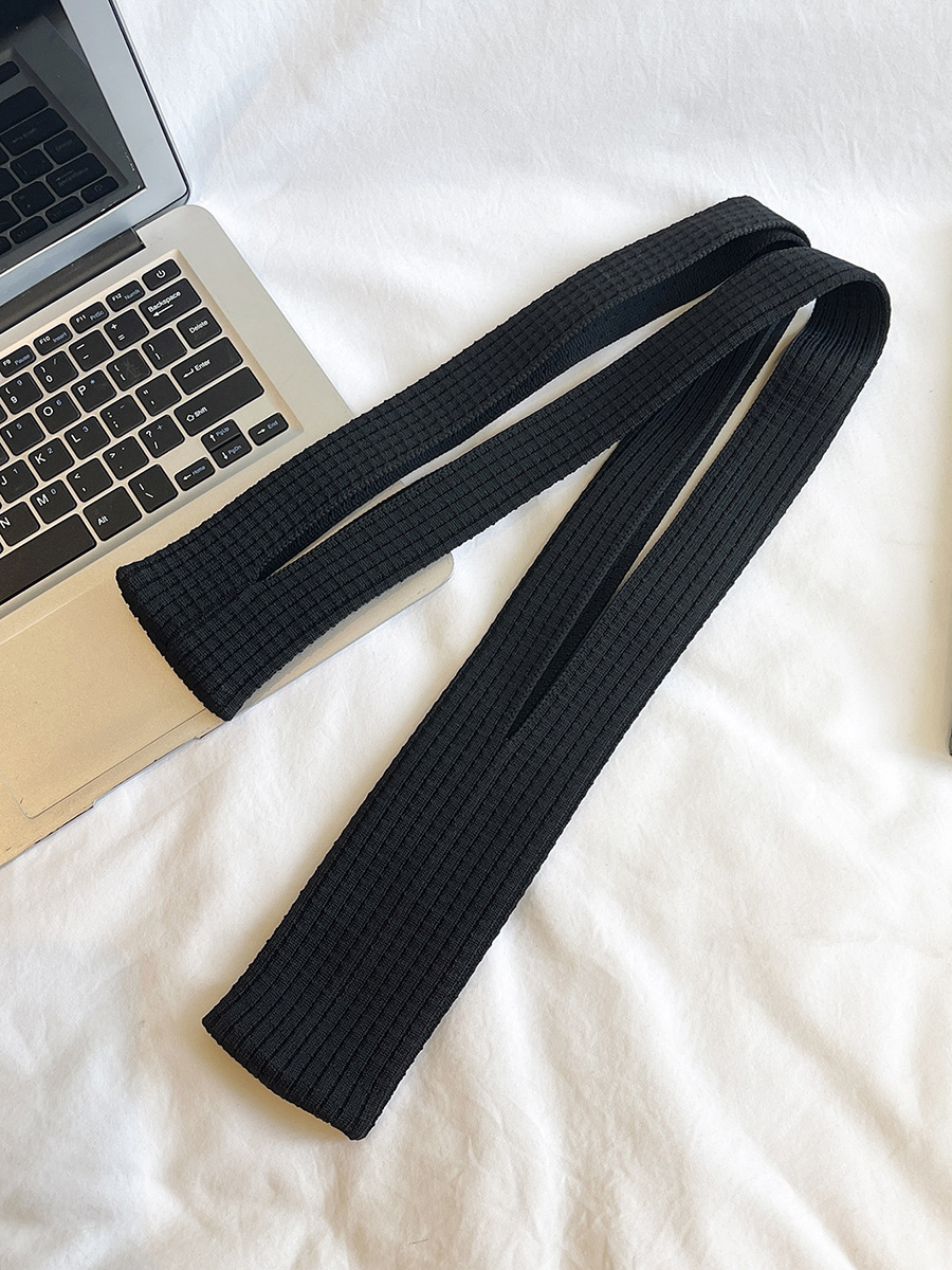 Black High-Elastic Knit Long Phone Sling Bag – Adjustable Crossbody Streetwear Accessory for iPhone with Stretchy Ribbed Design - Image 1