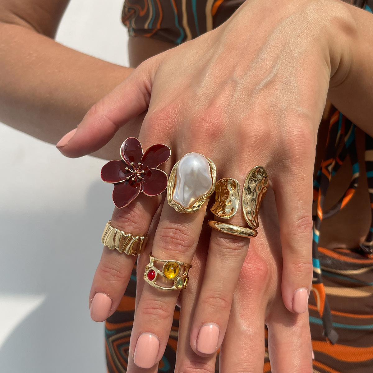 6-Piece Gold Chunky Stackable Ring Set Deep Red Enamel Flower & Baroque Pearl - Adjustable Open Finger Jewellery for Women (Light Gold) - Image 1