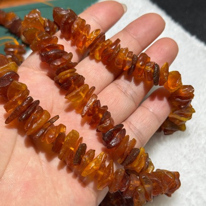 Approx 12mm Irregular Amber Loose Beads - Natural Old Wax Style Honey Nuggets for DIY Jewellery Making - Centre Drilled Chips for Necklaces & Bracelets - Image 3