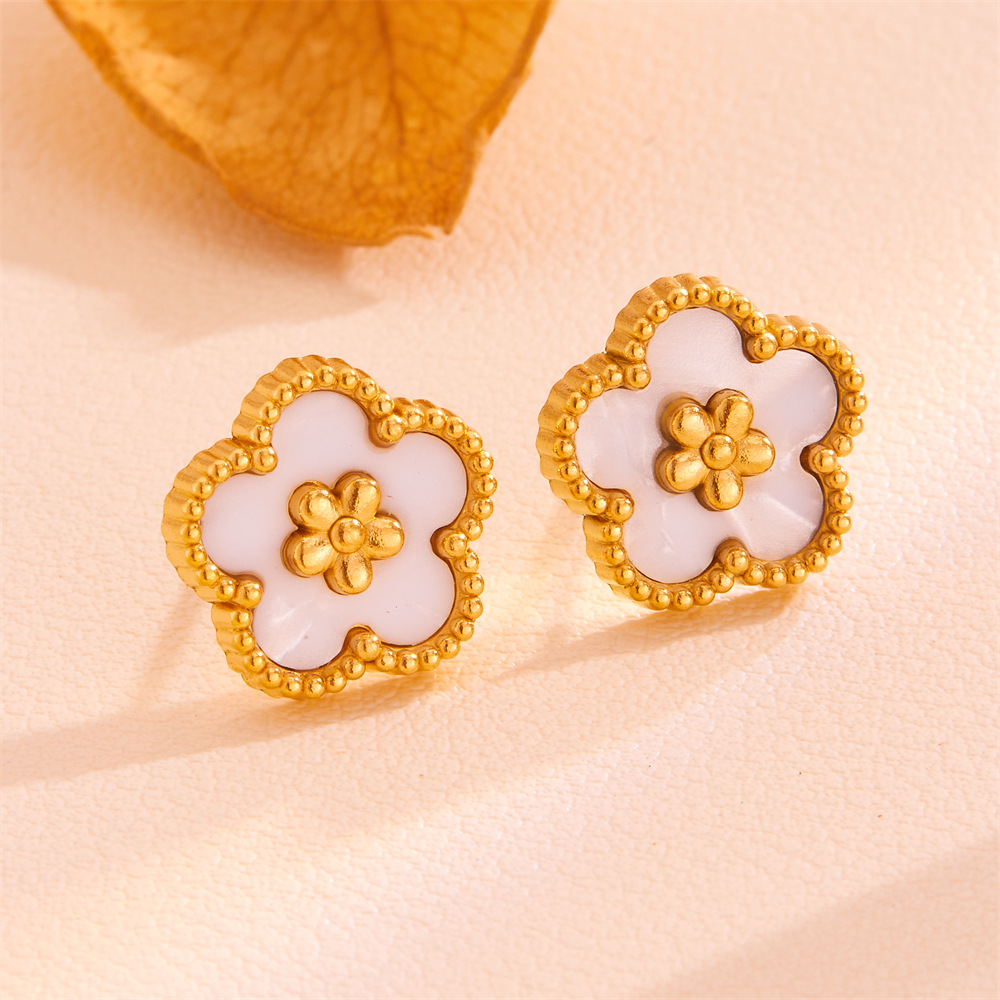 White Shell Five-Petal Flower Stud Earrings - 18K Gold Plated Stainless Steel Floral Jewellery for Women - Hypoallergenic & Tarnish Resistant (13mm) - Image 1