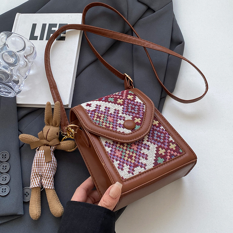 Red Boho-Chic PU Leather Crossbody Phone Purse with Cute Rabbit Pendant - Stylish Multi-Functional Compact Square Bag - Image 1