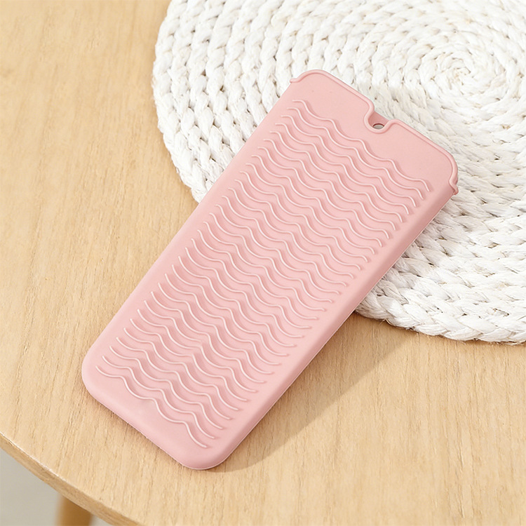 Pink 2-in-1 Silicone Wave Anti-Scalding Mat & Pouch for Hair Tools (2-Pack) - Travel-Ready Heat-Resistant Hanging Storage Bag - Image 1