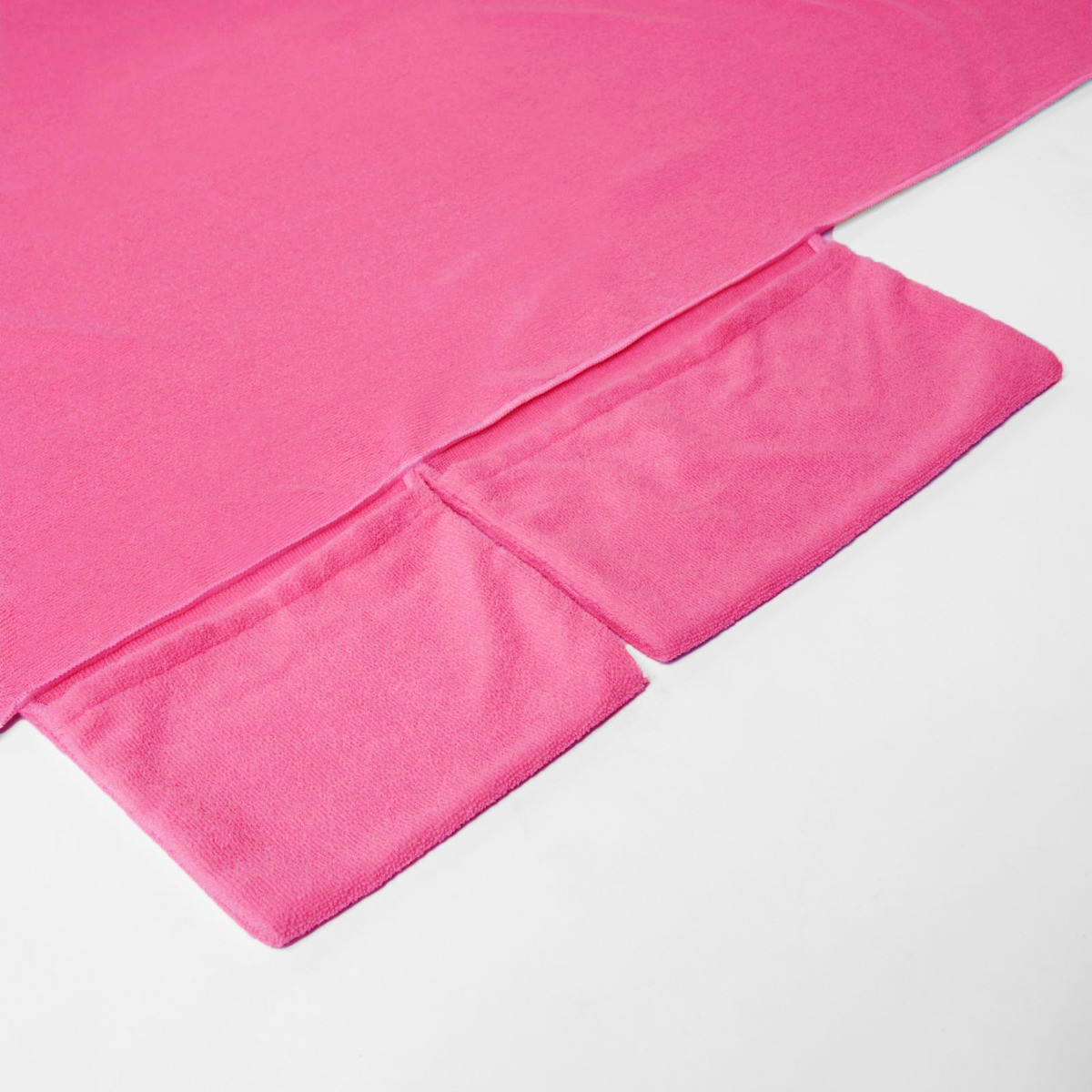 2-in-1 Pink Microfiber Sun Lounger Towel & Portable Tote Bag - Sand-Free & Quick Dry Beach Chair Cover with Side Pockets (75x211cm) - Image 2