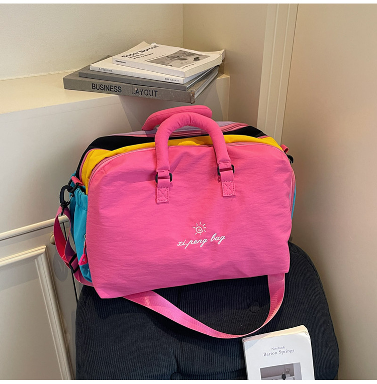 Pink Color-Block Travel Bag - Large Capacity Women's Handbag for Leisure, Gym, and Weekend Trips - Versatile Shoulder & Crossbody Bag - Image 1