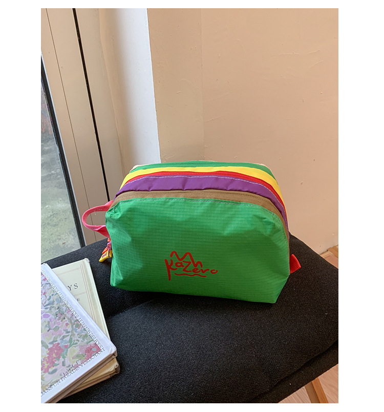 Green Trendy Color-Block Outdoor Waterproof Nylon Crossbody Bag - Niche Lightweight Chest Bag and Phone Pouch for Travel and Sports - Image 1