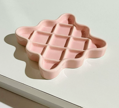 Pink Ceramic Slow Feeder Licking Plate for Cats and Dogs | Raised Anti-Choking Grid Design | 11.5 cm Durable Pet Dish - Image 1