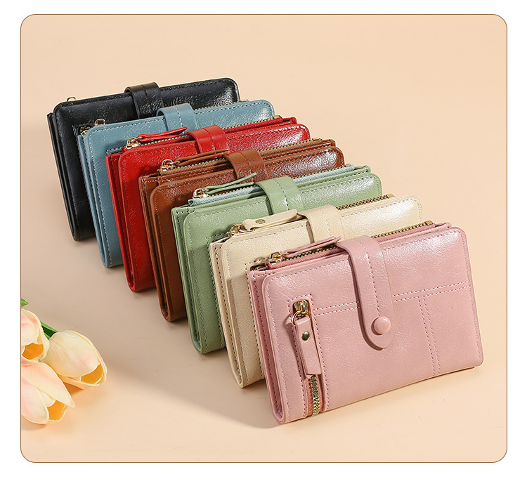 Black Soft PU Leather Women's Wallet – Compact Foldable Wallet with Multiple Card Slots and Zippered Compartment - Image 2