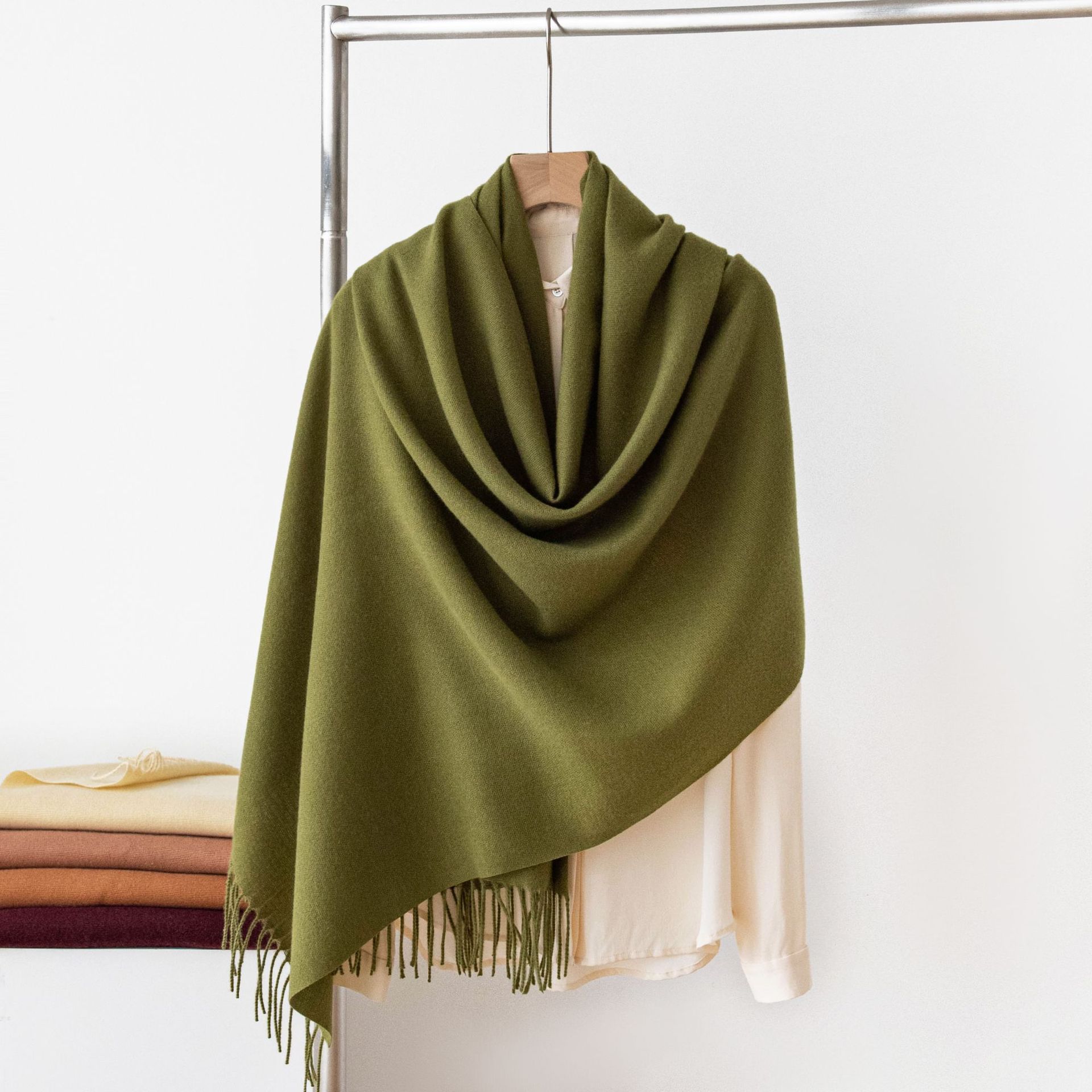 Dark Green Autumn & Winter Korean-Style Women's Cashmere-Like Scarf – Solid Color, Warm, Versatile Wrap - Image 4