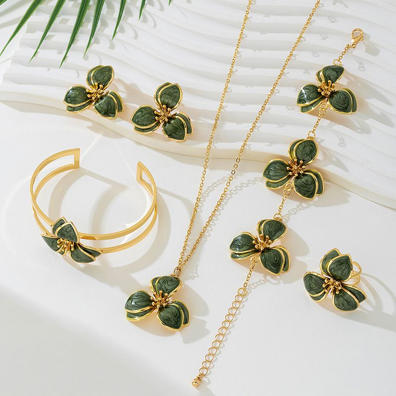 Green Floral Enamel Jewelry Set – Five-Piece Alloy Accessory Collection with Minimalist Botanical Design - Image 3
