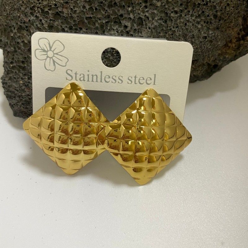 Combination A 18K Gold-Plated Stainless Steel Earring Set - 3 Pairs Minimalist Geometric Studs for Women with Gift Box Packaging - Image 4