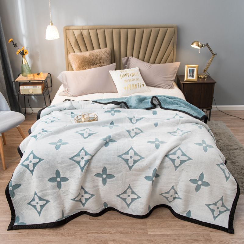 Green Lucky Four-Leaf Clover 100x150CM Premium Double-Sided Print Flannel Blanket - Soft All-Season Air Conditioning Throw for Office Nap & Travel - Image 1