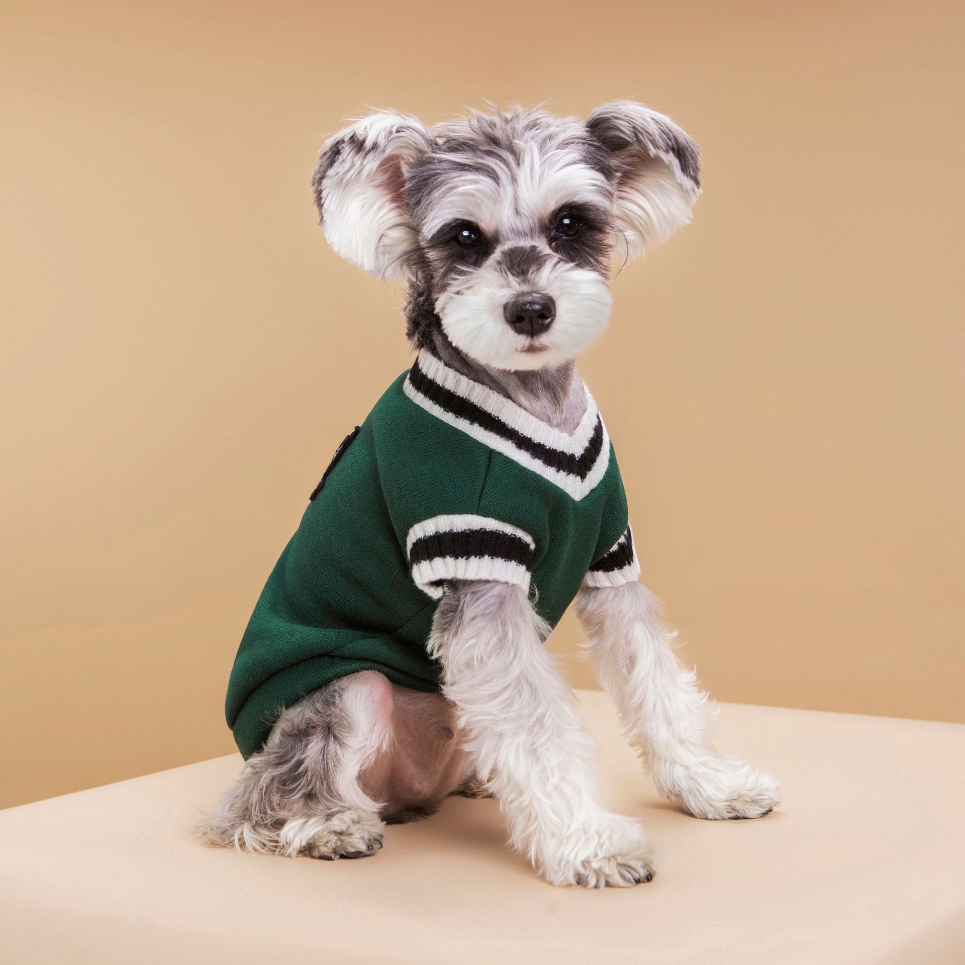 4-Pack M Size Preppy Style V-Neck Knitted Cotton Pet Sweater - Hair-Resistant & Breathable, Classic Fleece-Lined Pullover for Cats and Dogs(Green + Red + Khaki + Grey) - Image 4