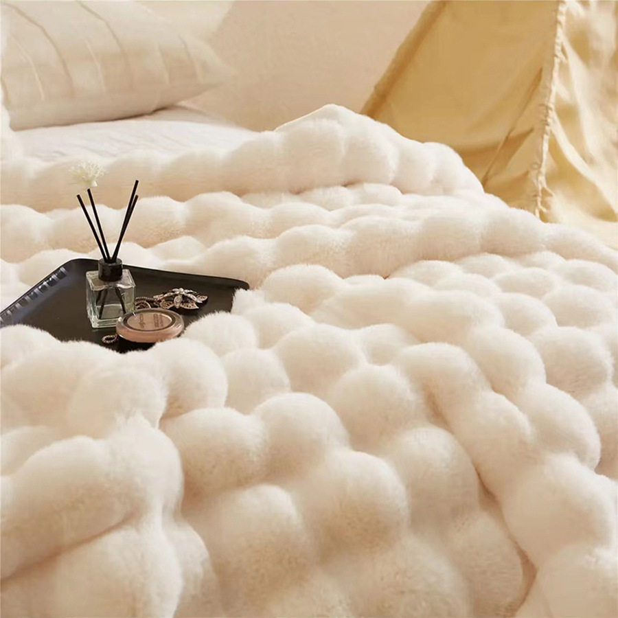 White Luxury Tuscany Fleece Rabbit Fur Bubble Blanket (140 x 200 CM) - Double-Sided Thickened Soft Plush Bedding & Sofa Throw - Image 2