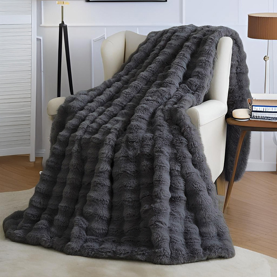 Black Grey Luxury Tuscany Fleece Rabbit Fur Bubble Blanket (140 x 200 CM) - Double-Sided Thickened Soft Plush Bedding & Sofa Throw - Image 4