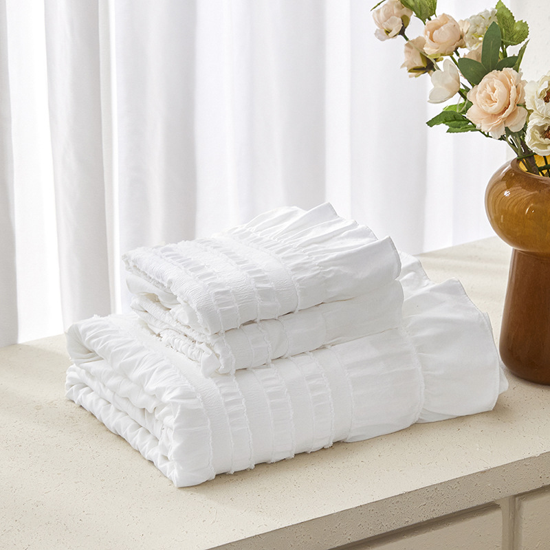 White Elegant Ruffle Seersucker Duvet Cover with 2PCS Pillow Shams - 3-Piece Vertical Stripe Clipped Floral Textured Bedding (Twin Size 168 x 229 CM) - Image 2