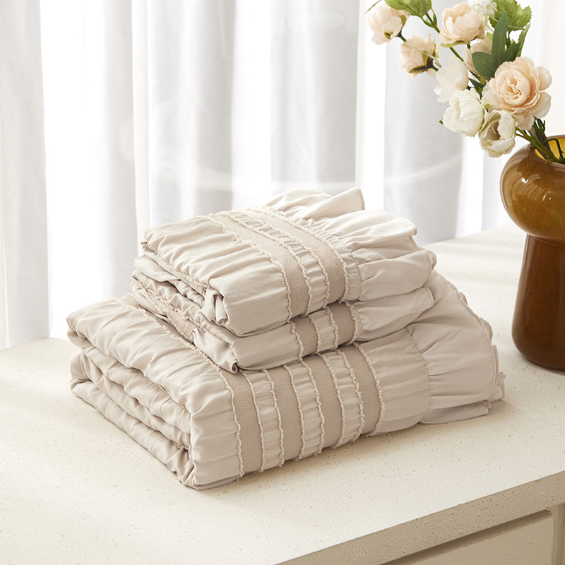 Beige Elegant Ruffle Seersucker Duvet Cover with 2PCS Pillow Shams - 3-Piece Vertical Stripe Clipped Floral Textured Bedding (King Size 264 x 229 CM) - Image 2