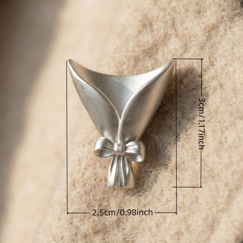 Handcrafted Ikebana Vase Necklace - Elegant Minimalist Wearable Art, Creative Gift for Mother - Image 3