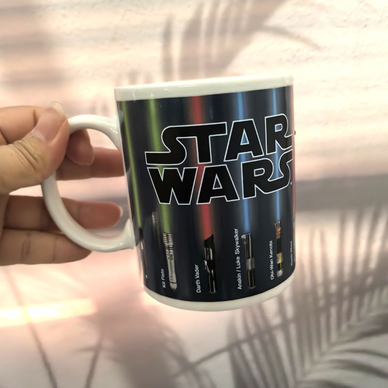 Black  Star Wars Lightsaber Heat Changing Mug - Magic Color Reveal Ceramic Coffee Cup, 330ml Heat Sensitive Thermochromic Mug, Novelty Gift for Sci-Fi Fans - Image 4