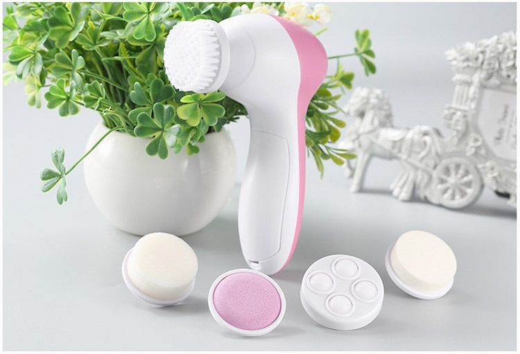 Green 5-in-1 Electric Facial Cleansing Brush - Rotating Face Scrubber with 5 Interchangeable Heads for Deep Pore Cleaning, Exfoliating & Massaging - Battery Operated (2 x AA, Not Included) - Image 2