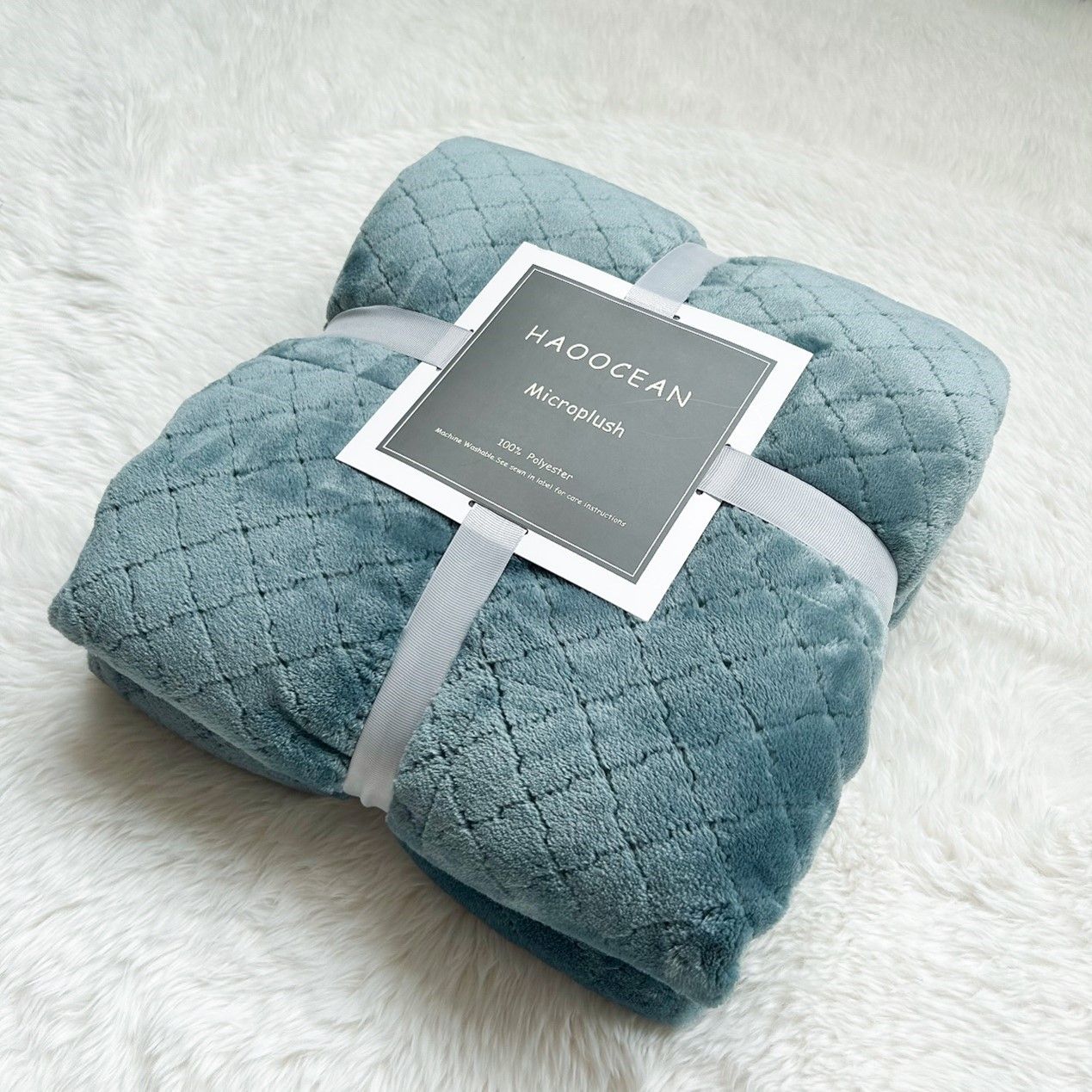 Green 70*100cm Flannel Fleece Blanket - Quilted Diamond Pattern, Soft & Warm Polyester Throw for Office Nap, Sofa, Travel & Bed Use - Image 1