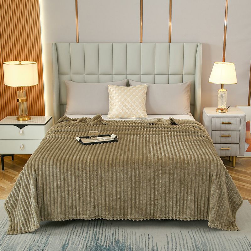 100*150cm Light Coffee Solid Colour Flannel Throw Blanket - Thick Double-Sided Fleece with Ribbed Texture - Soft throw blanket& Lightweight for Sofa, Bed, Office Nap, Air-Conditioned Rooms - Durable, Machine Washable, Non-Shedding - Image 1