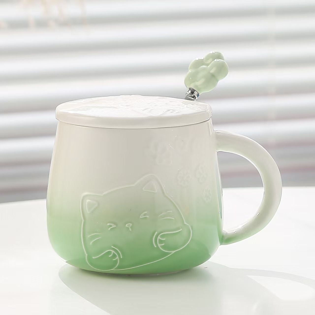 Green Gradient Cat Ceramic Mug with Lid and Spoon - 400ml Porcelain Coffee Cup - Adorable 3D Cat Design, Pastel Colour, Gift Box Included - Ideal for Home, Office, or as a Present for Women and Cat Lovers - Image 4